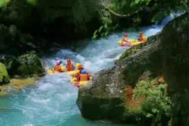 天眼看湾区｜一位广州游客的贵州漂流之旅图片