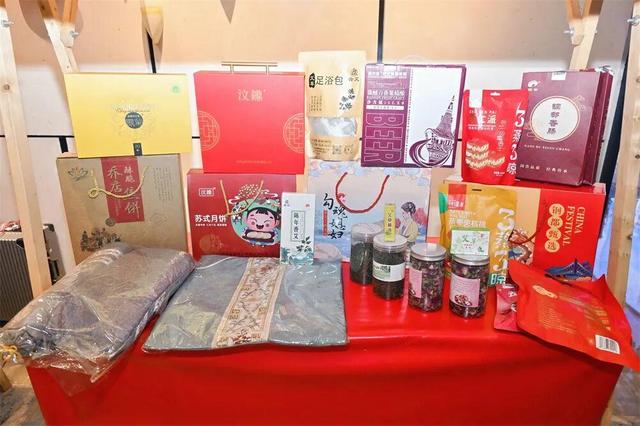 济南15区县在武汉集体“C”位出道，刷新泉城文旅印象