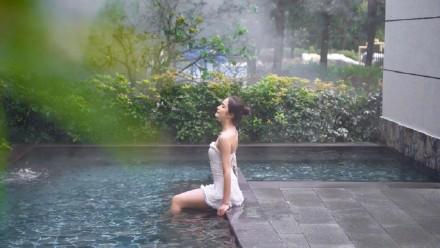 最冷“三九天”不要怕，来广西贺州泡温泉！