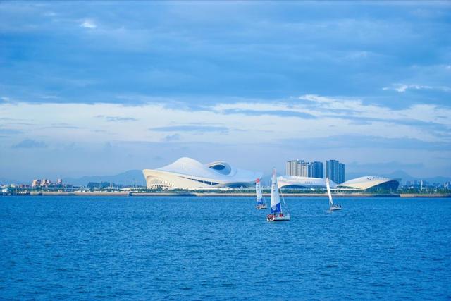 从黄金海岸至白海豚守护：厦门5G-A示范城引领数智生态新风尚