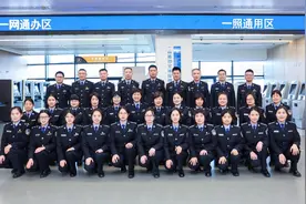 致敬了不起的她 | 杭州市公安局萧山区分局出入境管理大队：有“AI”无境 奔“境”不息图片