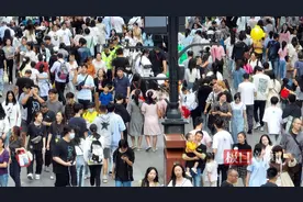 江汉路：“人山人海”的超强烟火气来了图片