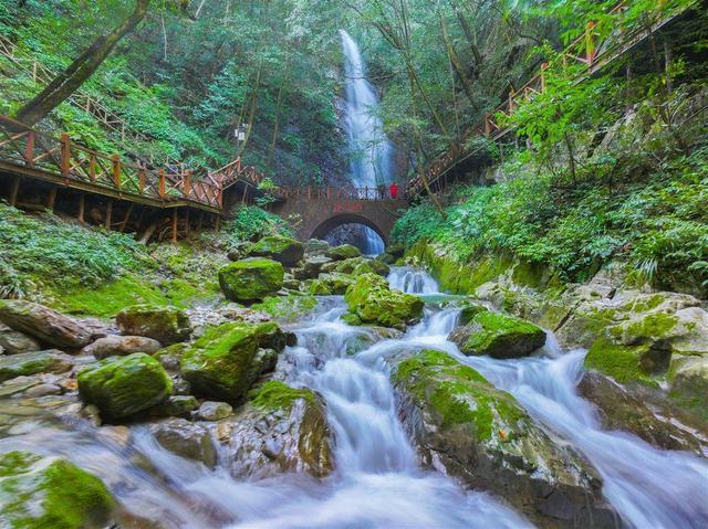 湖北荆山楚源生态文化旅游开发有限公司总经理李琼：干部拼在一线 保康力促五道峡景区国庆焕新迎客