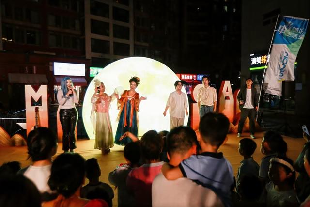VR及全息投影技术赋能，灯光秀实现“古今共此时”
