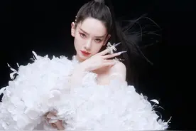 戚薇：女性本就强大，只是每个人的激发点不同图片