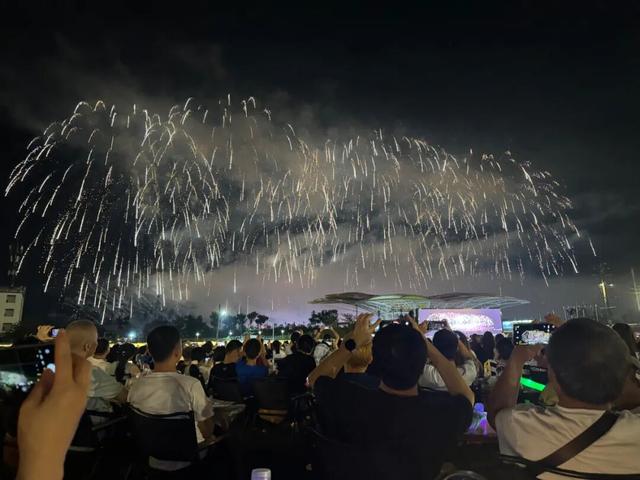 侃财邦｜一日游，去县城！
