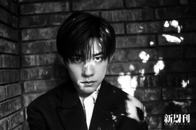 最年轻影帝易烊千玺:有时更想做个晚熟的人