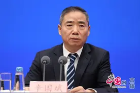 我国汽车出口， 首次跃居全球第一！图片
