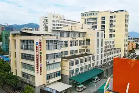 中国电信莆田分公司助力仙游县总医院建成全省首个CDSS+DeepSeek智慧诊疗平台图片