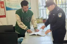 失联近40年的亲人，在崇明民警的帮助下团聚了！图片