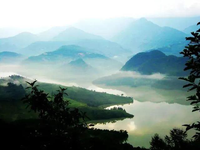 在茶园里发呆，在酒谷里听故事…旅居云县，静享慢时光
