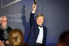 张瑞敏荣登世界管理思想家名人堂图片