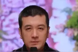 杨子直播深情求婚黄圣依，澄清“没领证”传言图片