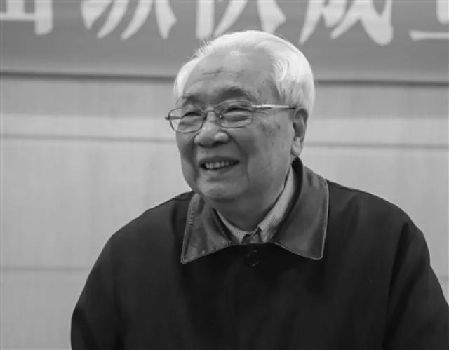 浙江省委原副书记陈法文逝世