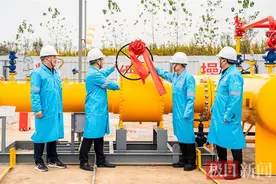 天然气管线迁改完成，武汉绕城高速改扩建项目打通堵点图片