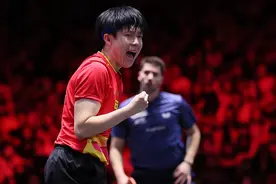 WTT新加坡大满贯｜男单四强国乒占三席 王楚钦高兴遇到梁靖崑图片