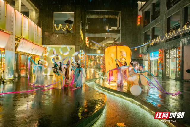 2025年郴州旅发大会·奇幻夜：与“徐霞客”共游莽山