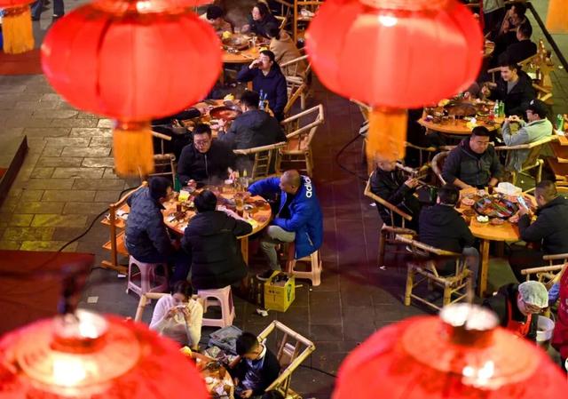 成都灯会集体官宣，期待值拉满~