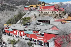 多方联动护航 游客畅享美景 五台山春节假日旅游圆满收官图片