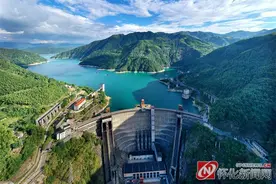 山水画卷 郴州相见/遇见东江湖：一湖碧水一城诗图片