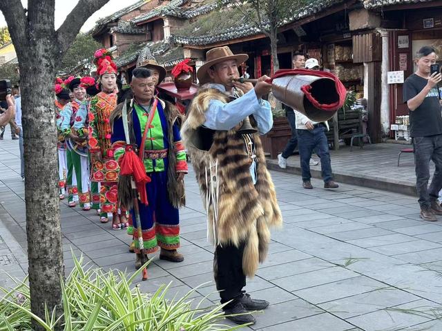 写点生活｜二丫返程夜：母爱在电话端那头守候