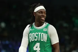 曝凯尔特人将以四年1.35亿续约朱·霍勒迪图片