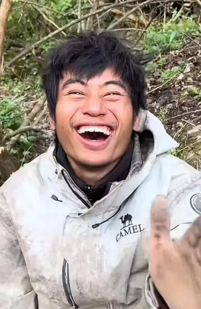 荒野求生37天	，全网最狠女人还是倒下了！