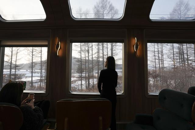 “伊春号”冰雪旅游专列投入试运行