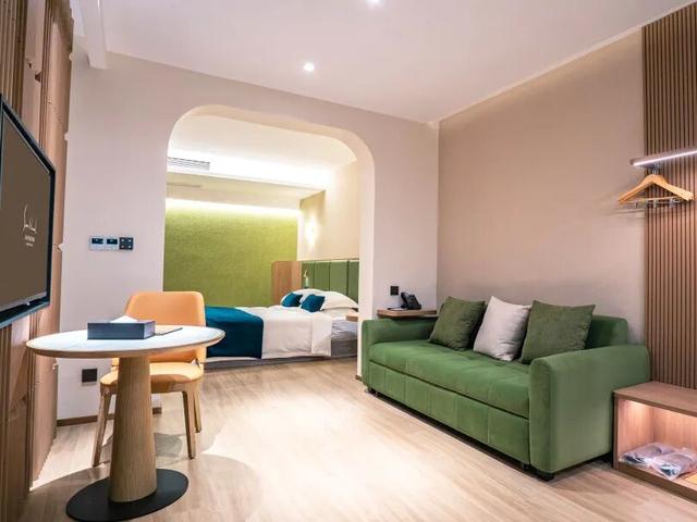 上海寒潮预警！骤降10℃！上海太阳岛度假酒店邀你赴温泉养生局～工会会员独享价格！