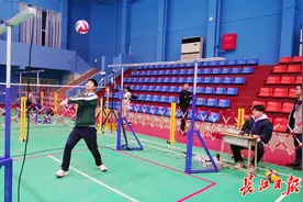 “满分拿下，挺轻松”，武汉体育中考开考图片