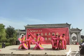 大石庄村的女儿们送给父母的“七夕节”图片
