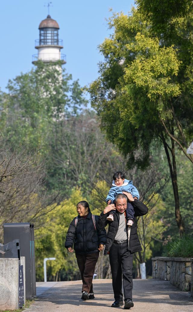 重庆：修复“生态廊道”  打造文旅新场景、新地标