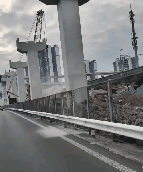 上海地铁事故后又现“致歉专用章”，这种印章是否规范？图片