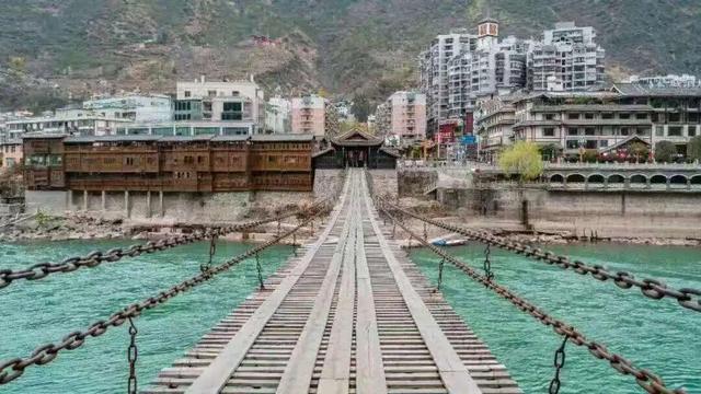 跨年啦！追寻第一缕阳光、冰川徒步挑战、云端音乐会……川西多个景区元旦活动出炉