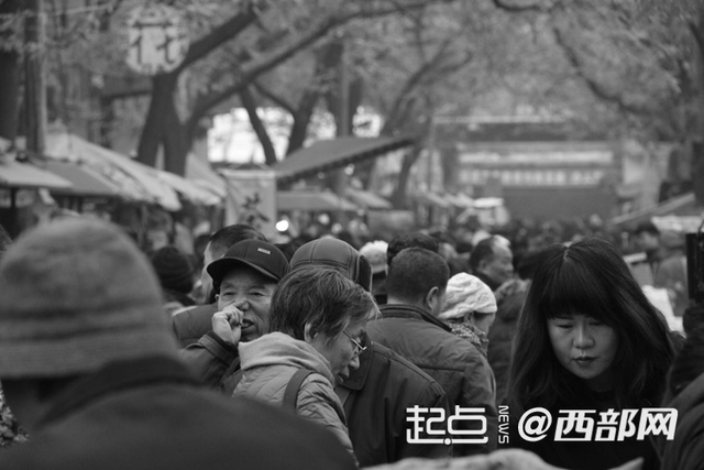 我家门口变了样｜从“老西安档子”到“新晋打卡地” 西仓市集的“逆生长”密码