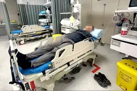 野外的桑葚吃不得？重庆一男子腹泻、高烧，被送抢救室……图片