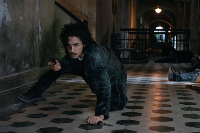 首映｜成龙梁家辉时隔20年再合作，打得异常激烈