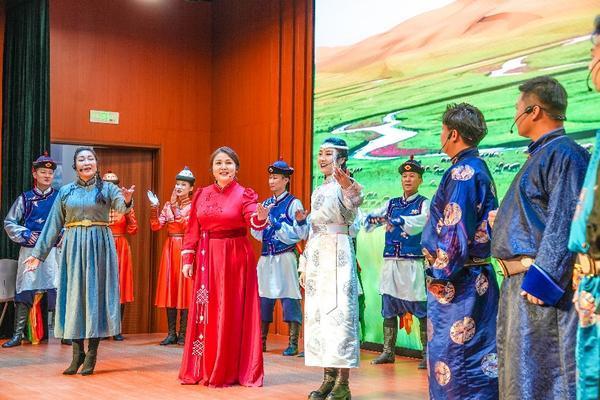“北疆风情暖京城”——阿拉善乌兰牧骑60周年巡演走进大兴亦庄