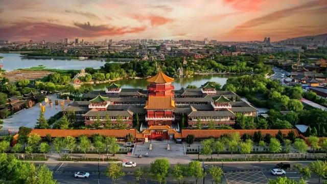 不止碑刻传情！翰园碑林这场湖边救援，藏着最动人的担当