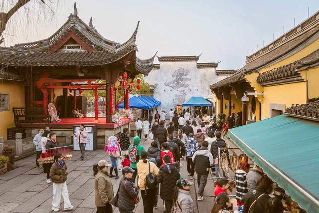 从“冬闲”到“冬旺”，浙江古镇打造冬季文旅新地标