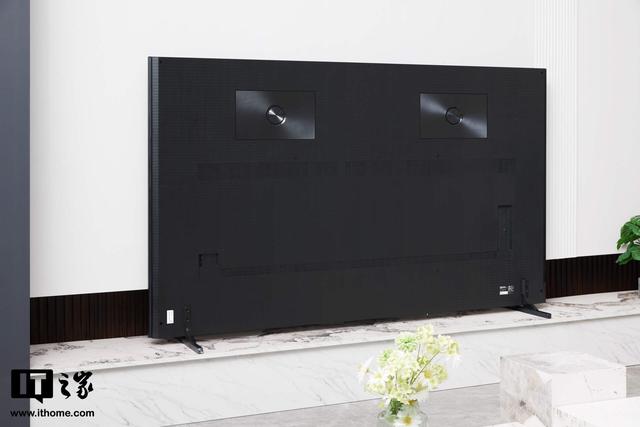 海信电视E8S Pro实拍：RGB-Mini LED影游机皇，9360分区光色同控