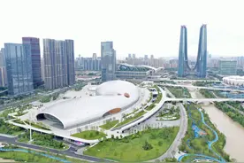 追光丨一滴市政用水流进亚运泳池，要分几步？图片