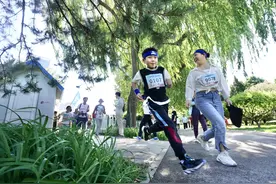 悦跑朝阳，绿色生活！亲子跑今天与环保游戏互动图片