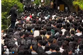 人人人人你人人人！杭州灵隐寺、湖南长沙、山西大同等全国多个景区人气爆棚图片