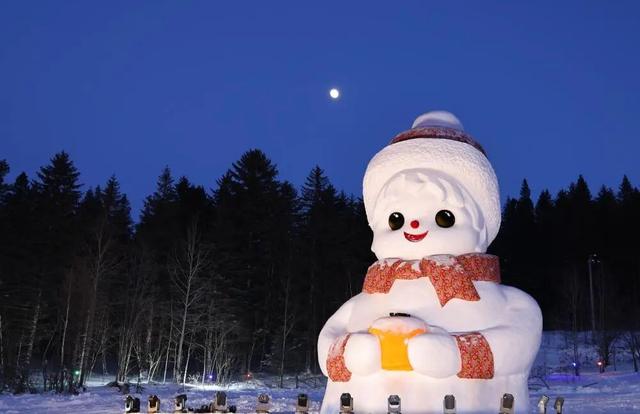 这个冬天，来黑龙江看大雪人吗？