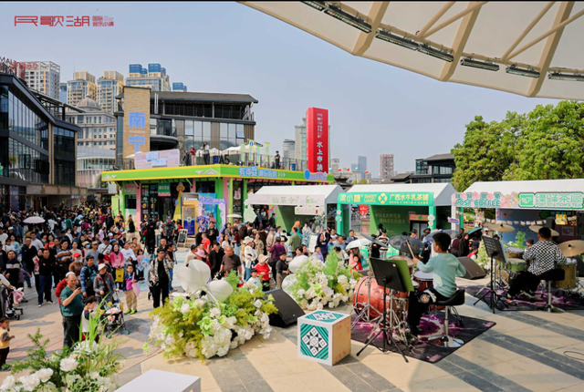 “筷”来民歌湖！90+家地道美食、50+场风情演出……2025中国—东盟（南宁）美食文化汇等你嗨玩4天