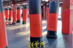 练拳击的女孩：一些改变的因子悄悄发了芽图片