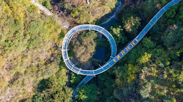 中秋国庆喜相逢，假期乐游潭溪山！高空体验开启“尖叫模式”，抓紧来打卡！