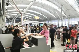 2024年暑运贵阳龙洞堡国际机场7次刷新单日旅客吞吐量纪录图片