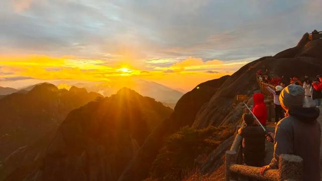 新免票政策！专属中小学生秋假免票福利